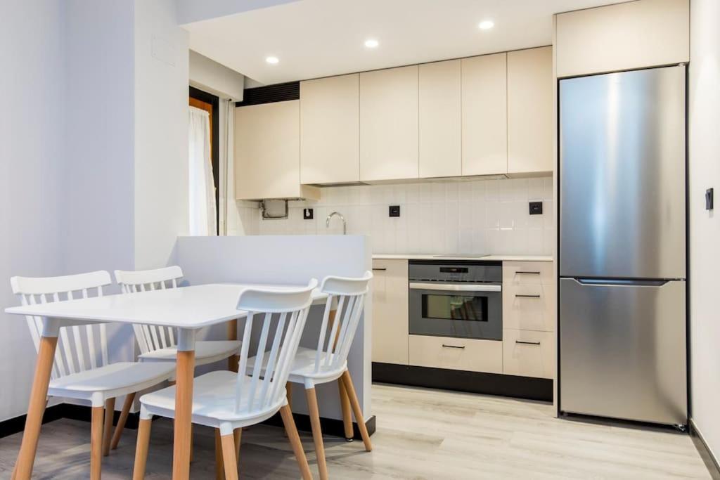 Castrillo 4 Apartamento Acogedor Zaragoza Kültér fotó
